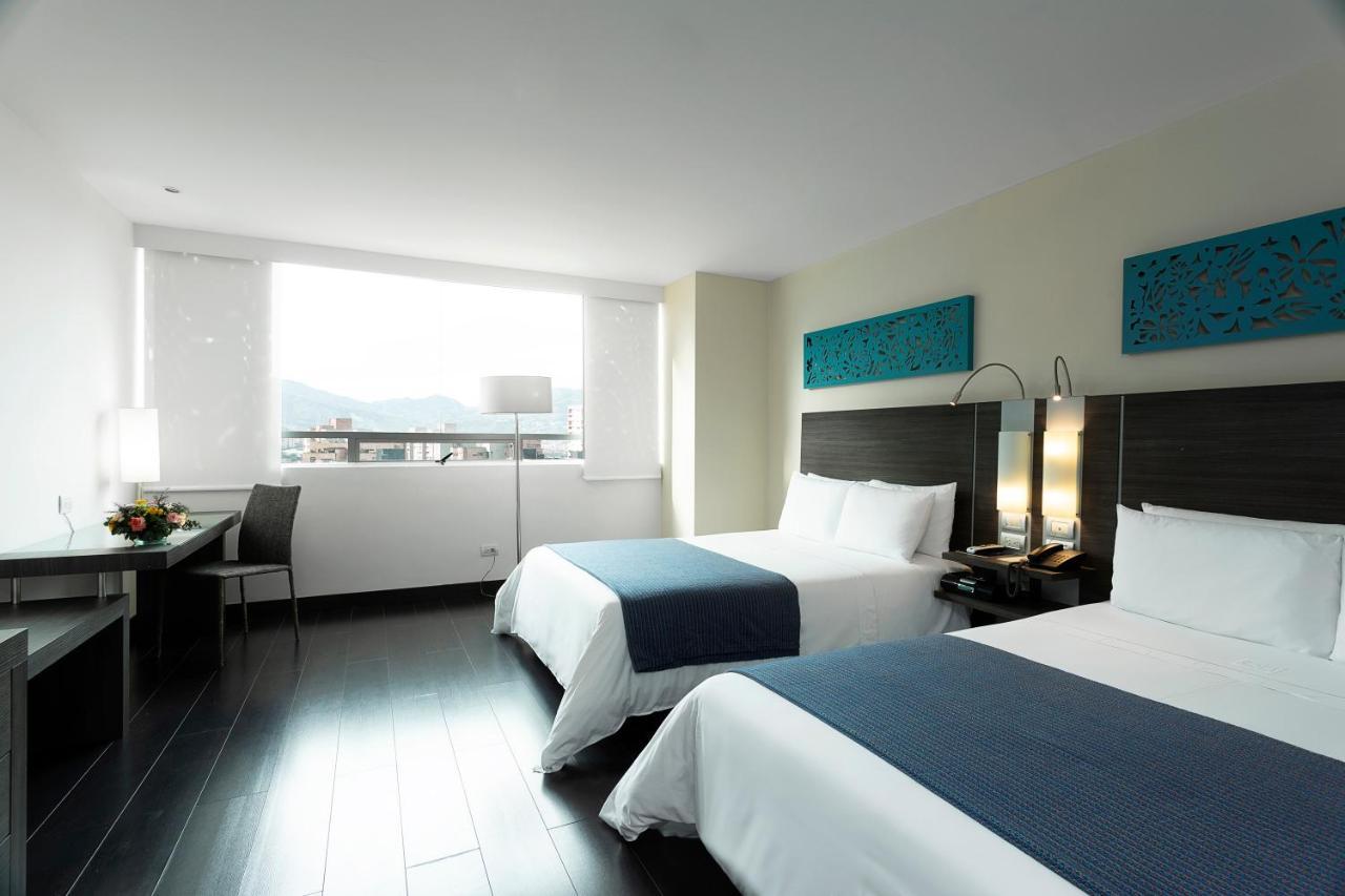 Hotel Bh El Poblado Медельин Экстерьер фото