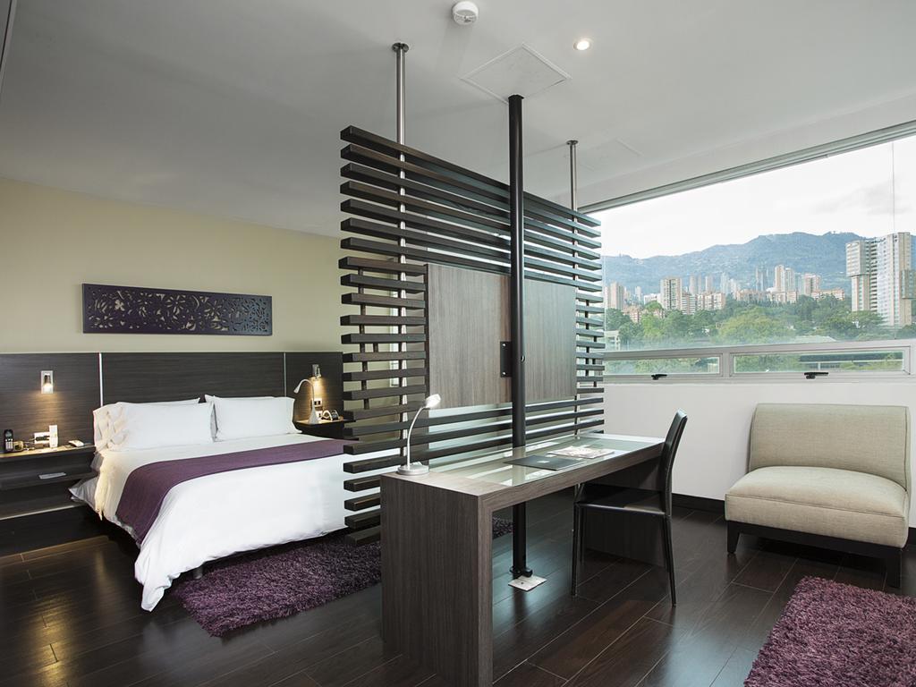Hotel Bh El Poblado Медельин Экстерьер фото