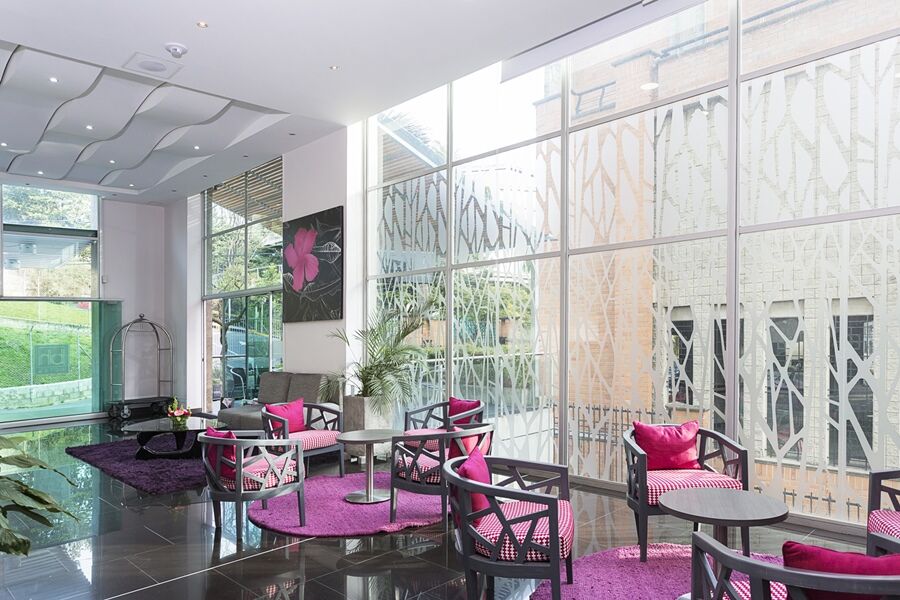 Hotel Bh El Poblado Медельин Экстерьер фото
